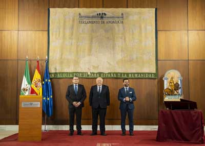 El presidente del Parlamento, Jess Aguirre, interviene en el acto de toma de posesin del nuevo presidente de la Cmara de Cuentas junto al consejero de la Presidencia de la Junta de Andaluca, Antonio Sanz 