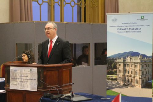Juan Pablo Durán se dirige a la Asamblea de la CALRE
