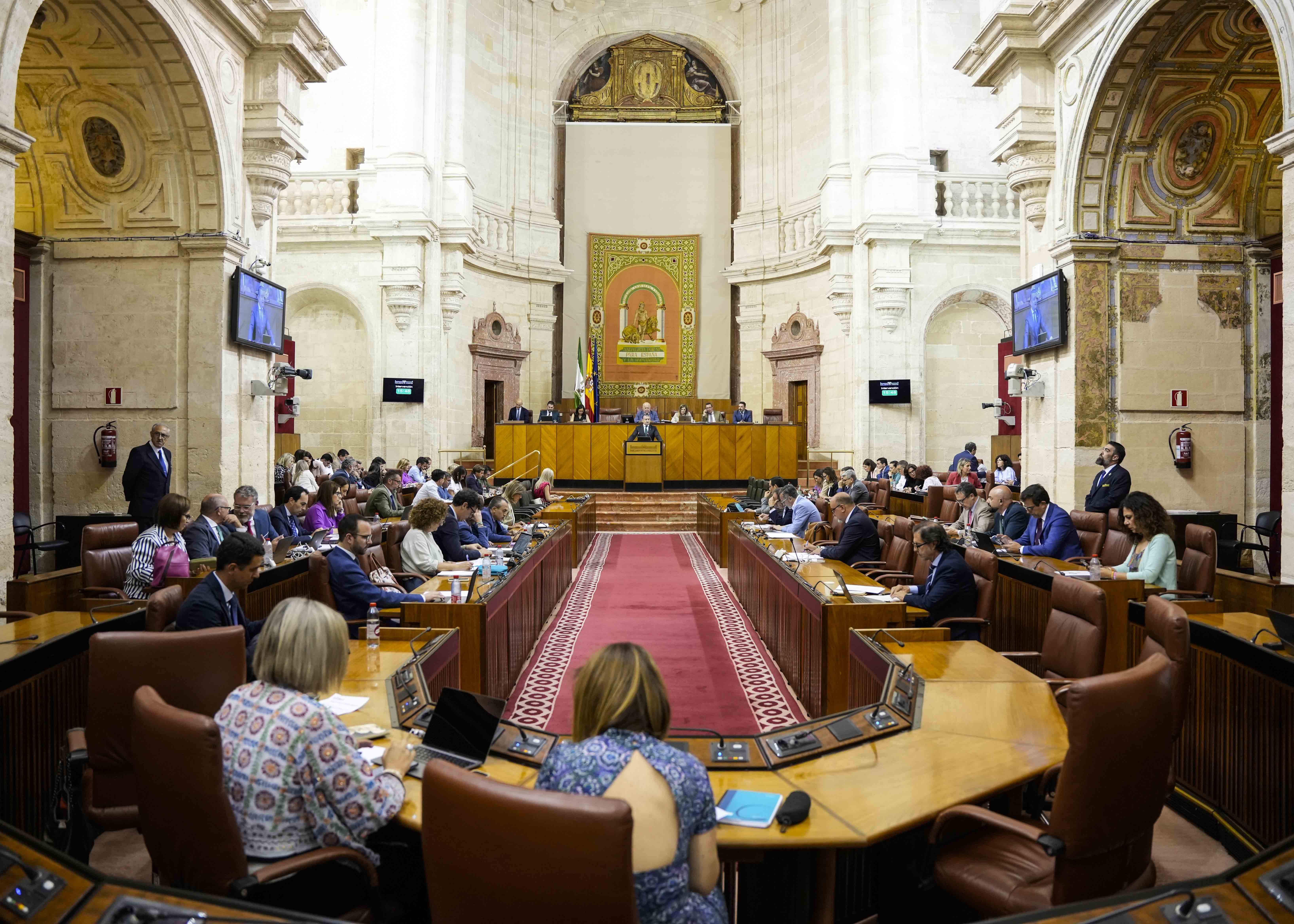  El Pleno del Parlamento de Andaluca al inicio de la sesin de esta tarde 