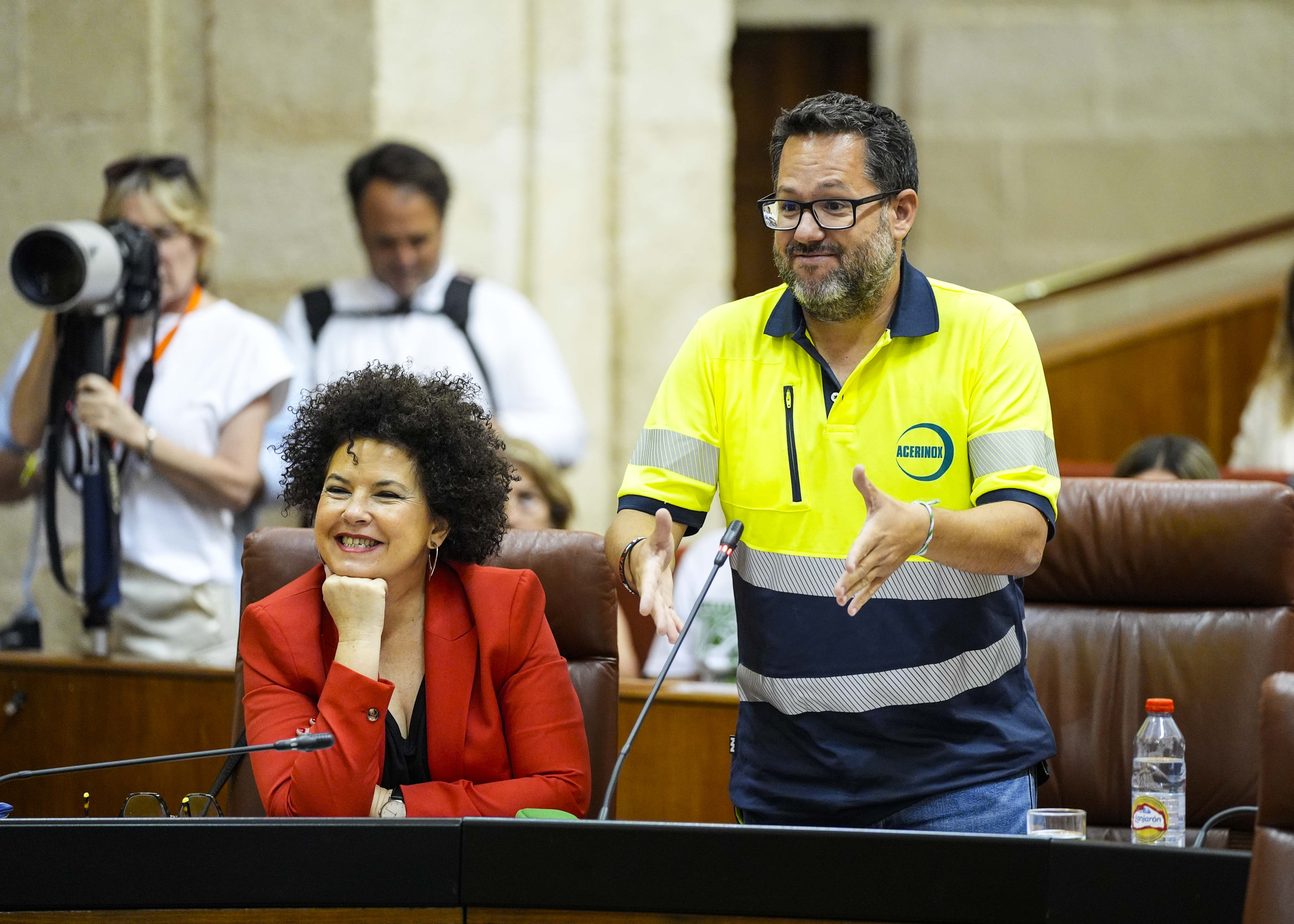 El portavoz del G.P. Mixto-Adelante Andaluca, Jos Ignacio Garca, dirige una pregunta al presidente de la Junta de Andaluca relativa a juventud  
