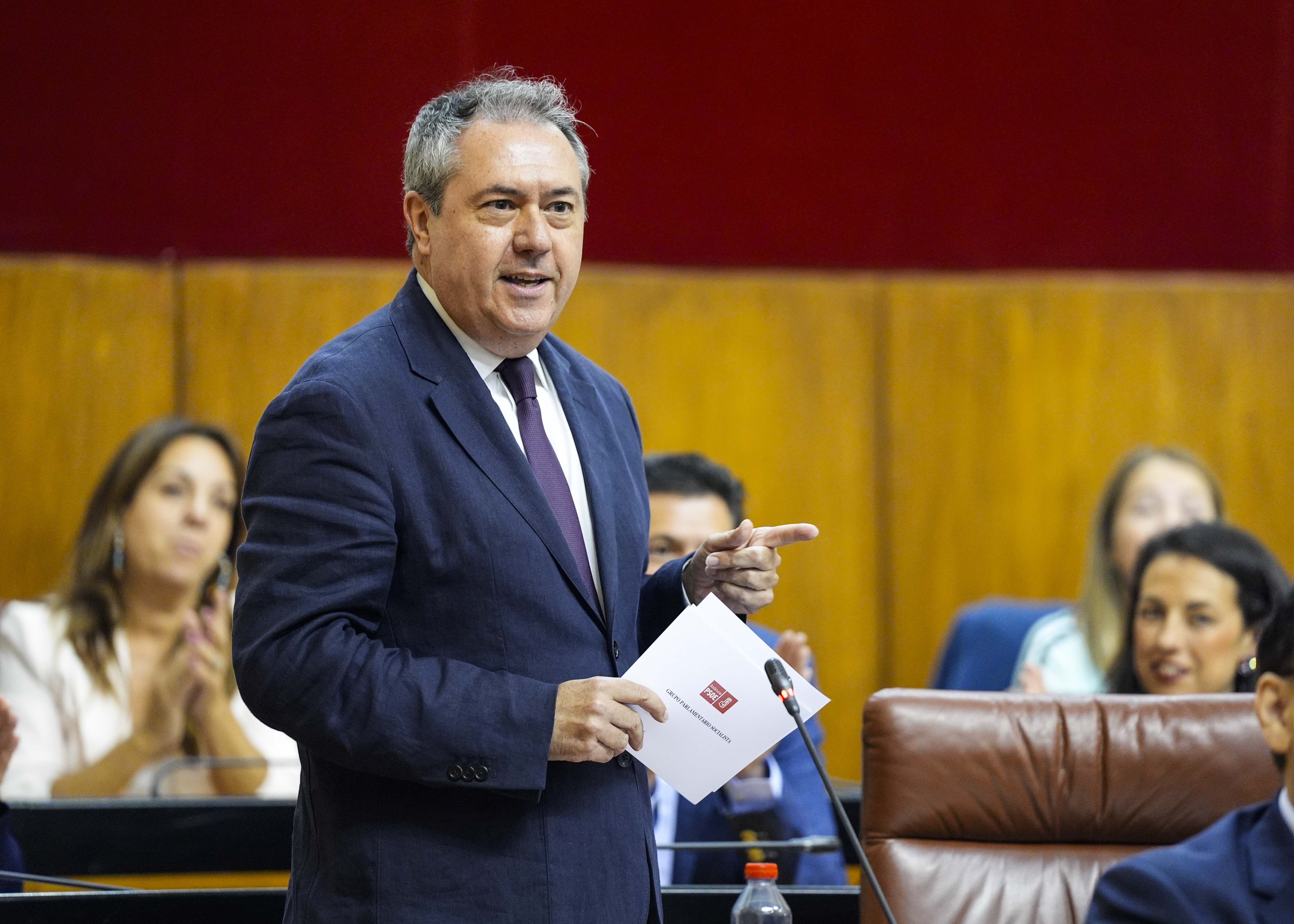 El presidente del G.P. Socialista, Juan Espadas, pregunta al presidente de la Junta de Andaluca sobre los fondos del Gobierno de Espaa y de la Unin Europea 