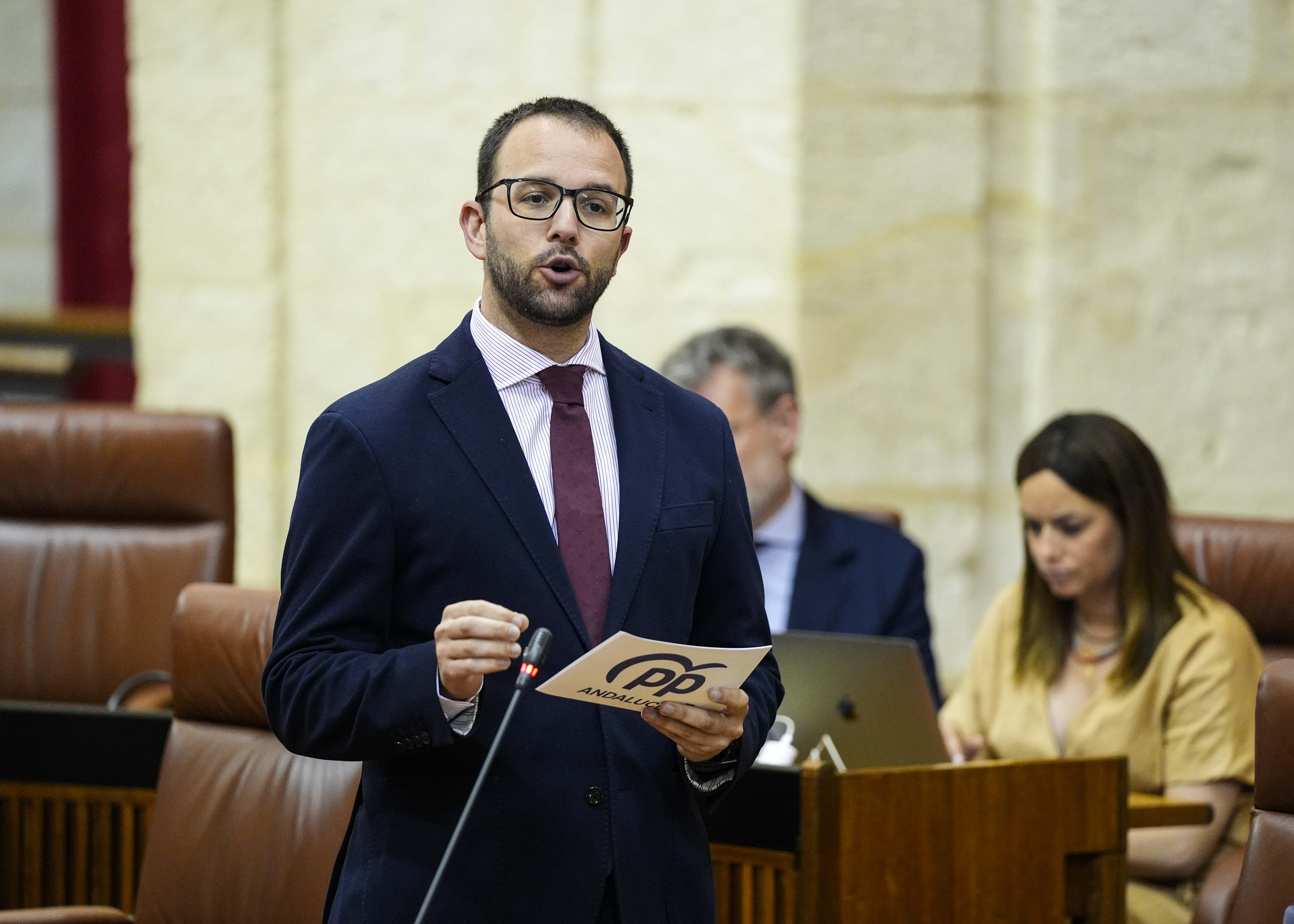  Juan Manuel Marchal, del G.P. Popular, pregunta sobre la negociacin sindical del personal de Justicia 