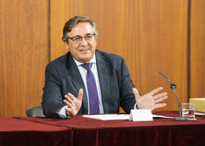Manuel Ignacio Castao, director del IECA, se dirige al pblico asistente