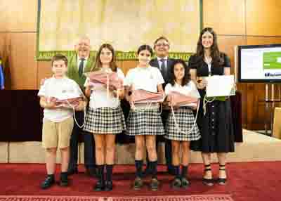   Premio en la categora de segundo y tercer ciclo de Primaria para "Escape Room. Mapas de Andaluca", obra colectiva de alumnado de 5. de primaria del colegio Sagrada Familia-Pureza de Mara de Granada 