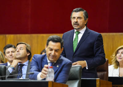 El portavoz popular, Antonio Martn, pregunta sobre la igualdad de los andaluces