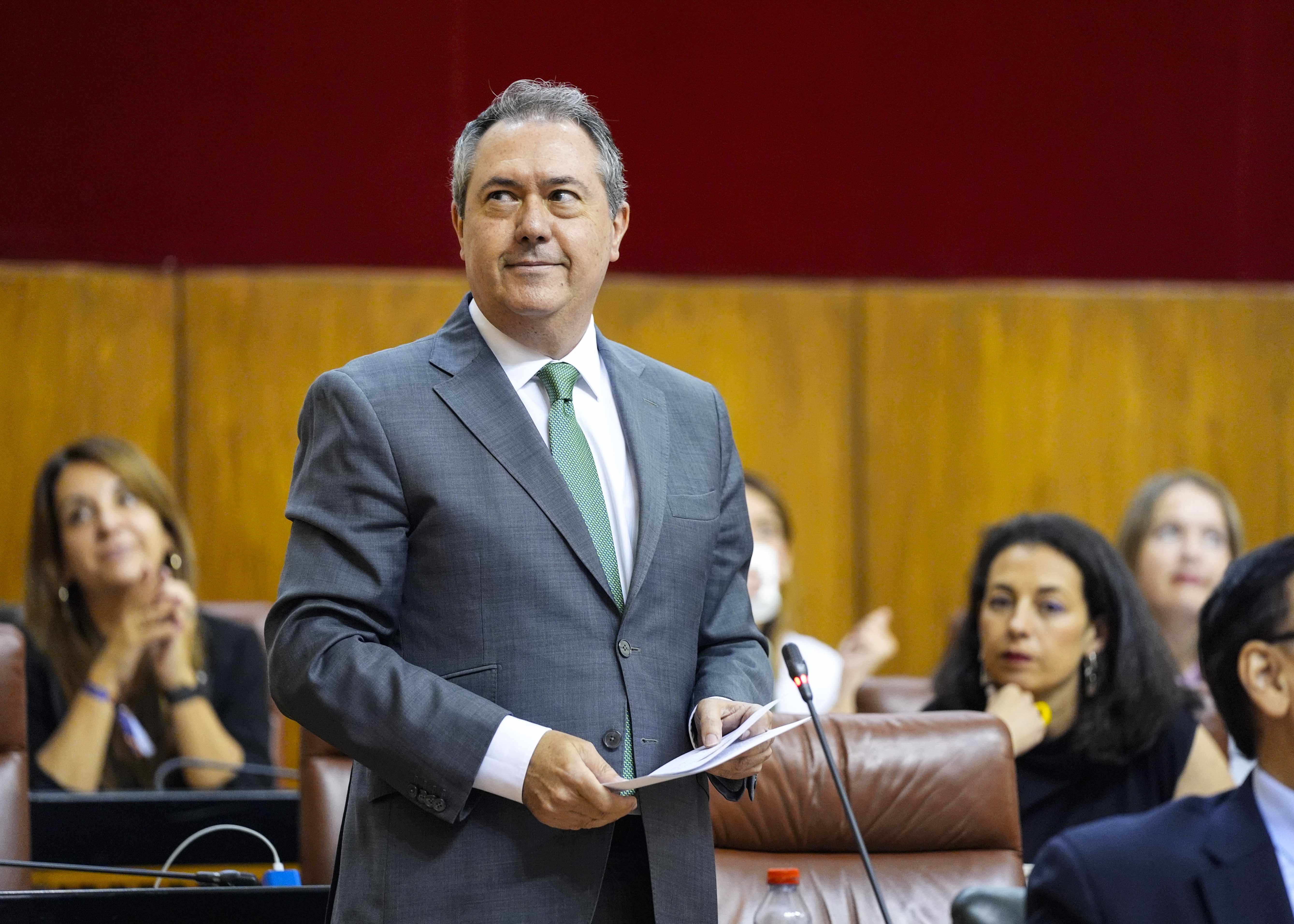 El seor Espadas en uno de los momentos de su intervencin 