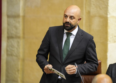 Juan Jos Bosquet, del Grupo Vox en Andaluca, pregunta sobre el Plan de Empleo Juvenil 