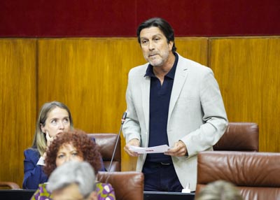 Manuel Enrique Gavio, del Grupo Socialista, formula una pregunta de mxima actualidad relativa a situacin de la negociacin del convenio colectivo de VEIASA 