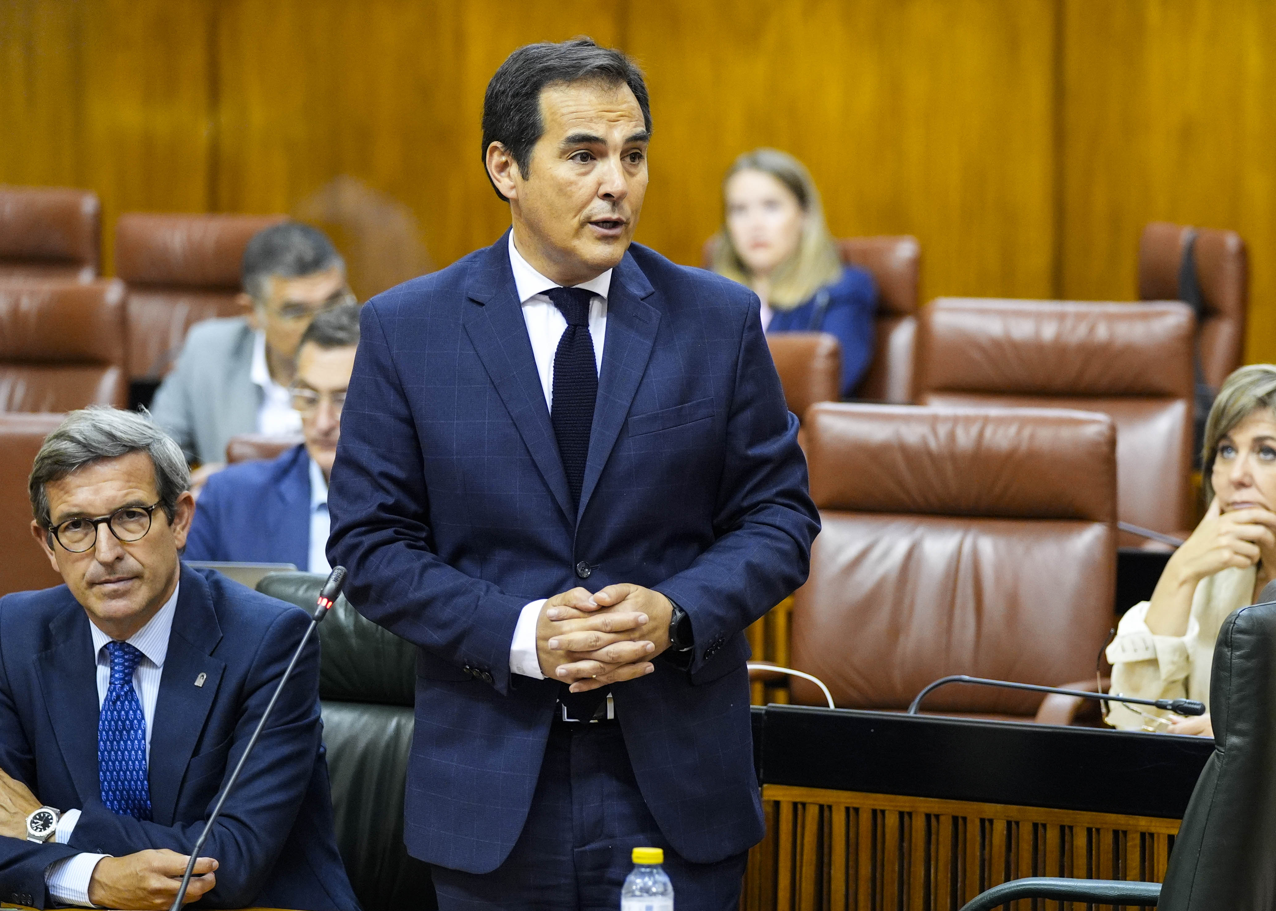 Jos Antonio Nieto, consejero de Justicia, Administracin Local y Funcin Pblica, responde 