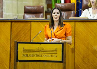   Por el G.P. Vox en Andaluca, la diputada Purificacin Fernndez formula una interpelacin relativa a poltica general en materia de juventud. 