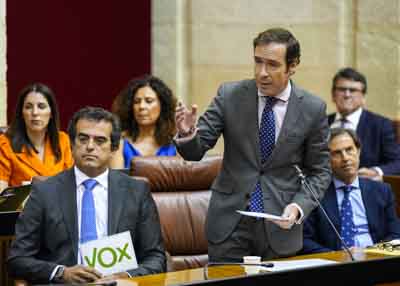  Javier Corts, presidente del G.P. Vox en Andaluca, pregunta sobre la corrupcin en Andaluca 