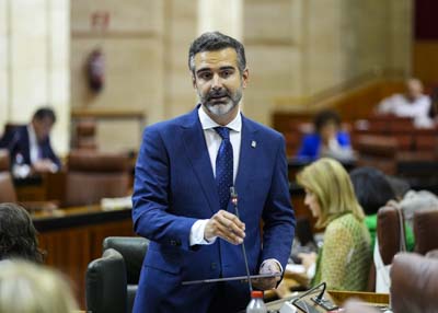 Ramn Fernndez-Pacheco, consejero en suplencia de Agricultura, Pesca, Agua y Desarrollo Rural, responde 