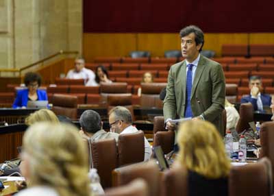   El popular Juan Jos Salvador pregunta sobre economa azul