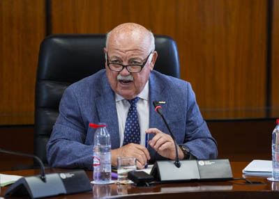  Jess Aguirre, presidente del Parlamento de Andaluca, da comienzo a la Junta de Portavoces 