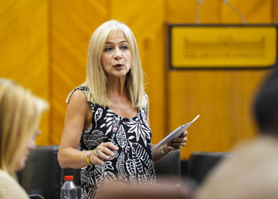 La consejera de Desarrollo Educativo y Formacin Profesional, Patricia del Pozo, contesta a la cuestin 