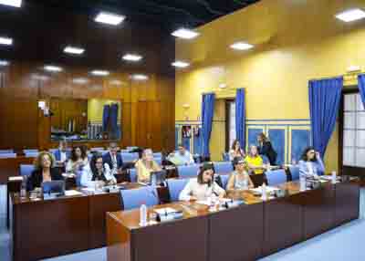 Diputados de la Comisin de Salud y Consumo 