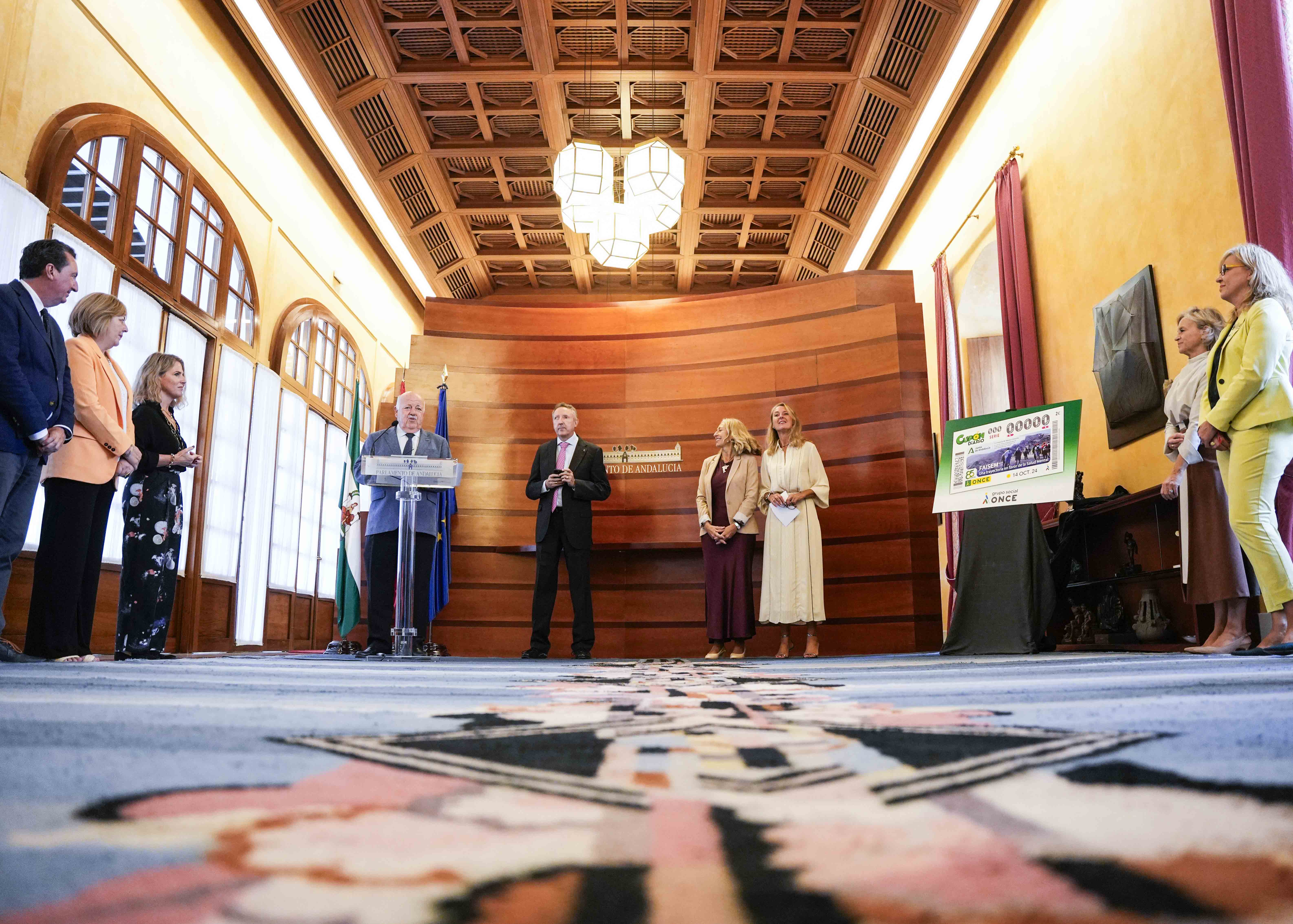 El presidente de la Cámara inicia la presentación del acto de presentación del cupón de la ONCE del 14 de octubre dedicado a FAISEM (Fundación Pública Andaluza para la Integración Social de Personas con Enfermedad Mental