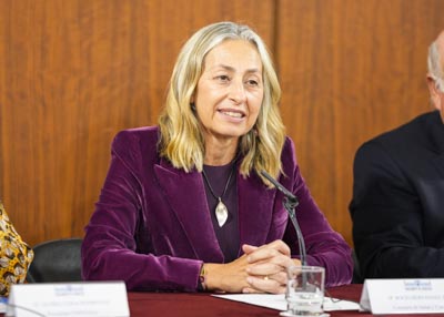 La consejera de Salud y Consumo de la Junta de Andaluca, Roco Hernndez, pronuncia unas palabras en el acto de presentacin del movimiento 