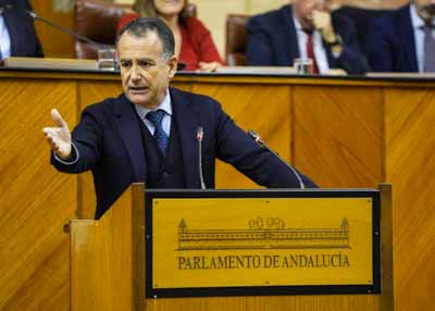 Pablo Venzal, portavoz adjunto del Grupo Parlamentario Popular de Andaluca, cierra el debate 