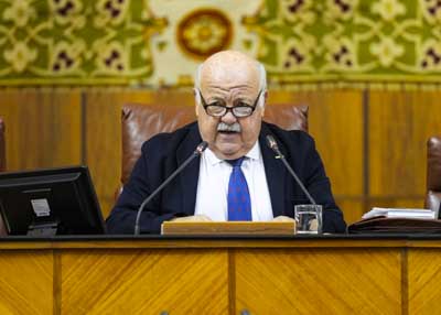 Jess Aguirre, presidente del Parlamento de Andaluca, da inicio a la sesin plenaria 
