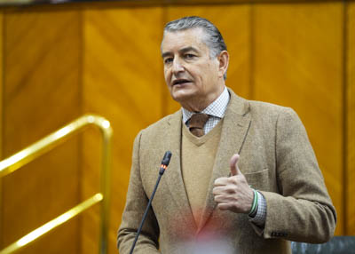 Antonio Sanz, consejero de la Presidencia, Interior, Dilogo Social y Simplificacin Administrativa, le responde 