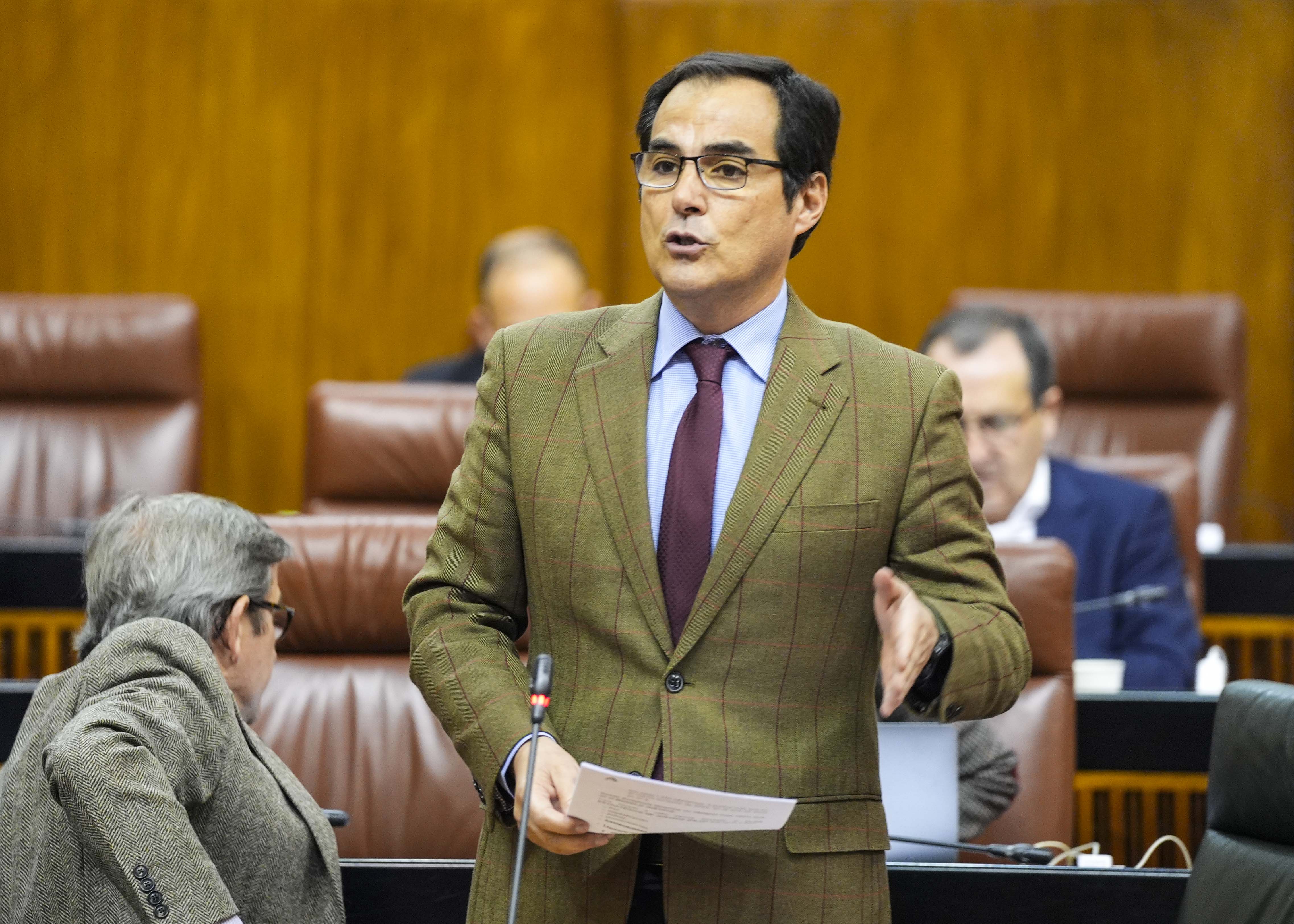 Jos Antonio Nieto, consejero de Justicia, Administracin Local y Funcin Pblica, responde 