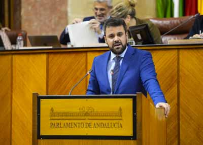 Por el G.P. Popular de Andaluca, Jos Ricardo Garca argumenta una PNLP relativa a la defensa de una fiscala independiente e imparcial  