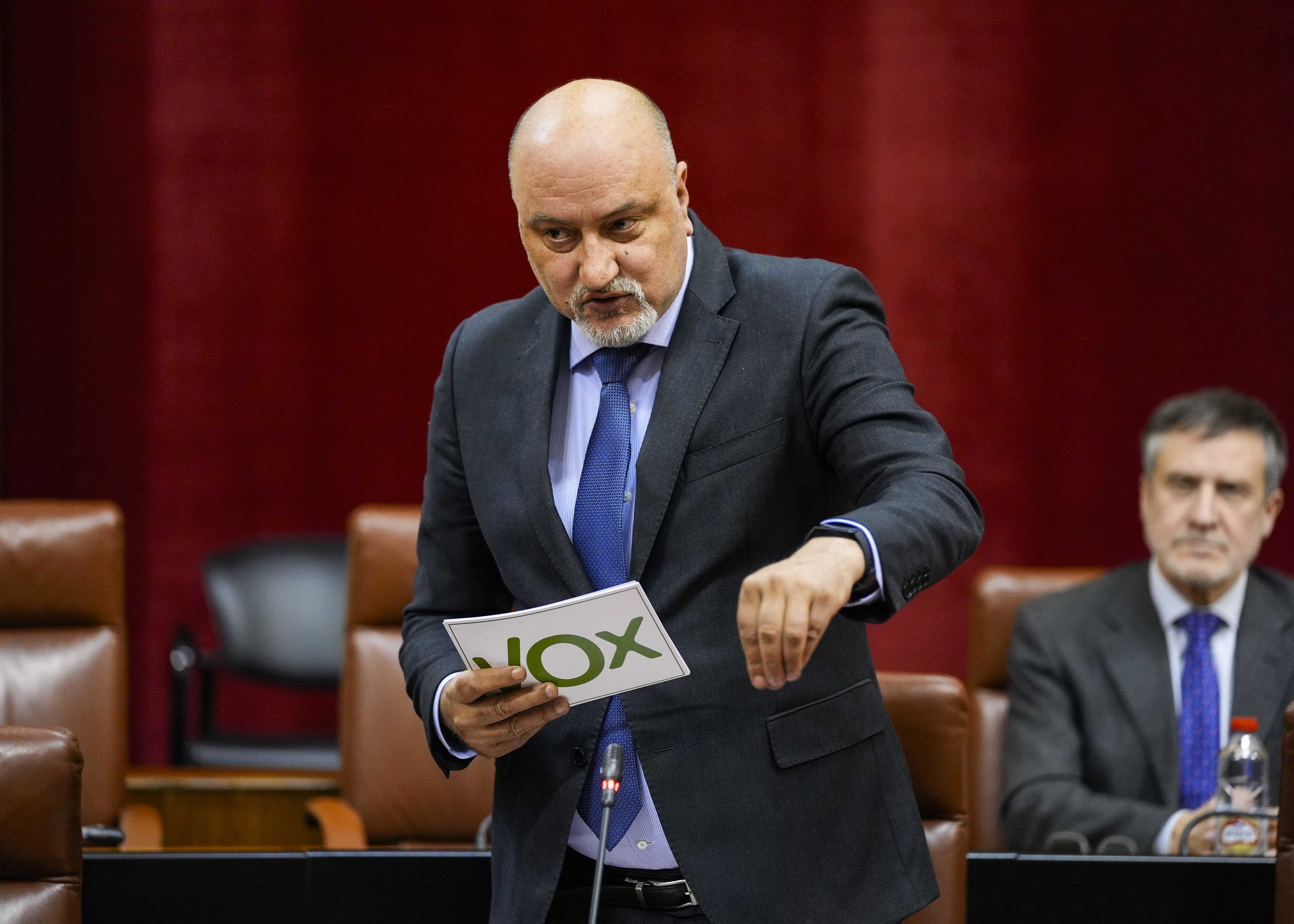 Ricardo Lpez, portavoz adjunto del Grupo Vox, expresa el parecer de su grupo parlamentario en relacin al decreto ley 