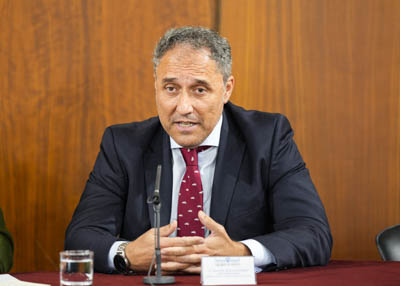   Manuel Jess Snchez, director general de Ordenacin y Evaluacin Educativa, de la Consejera de Desarrollo Educativo y Formacin Profesional, durante su intervencin 
