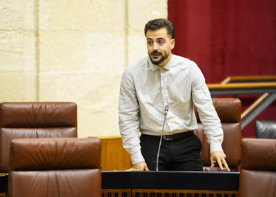 El diputado de Por Andalucía José Manuel Gómez formula una pregunta de máxima actualidad sobre la situación actual del servicio de ambulancias en el sur de Córdoba 