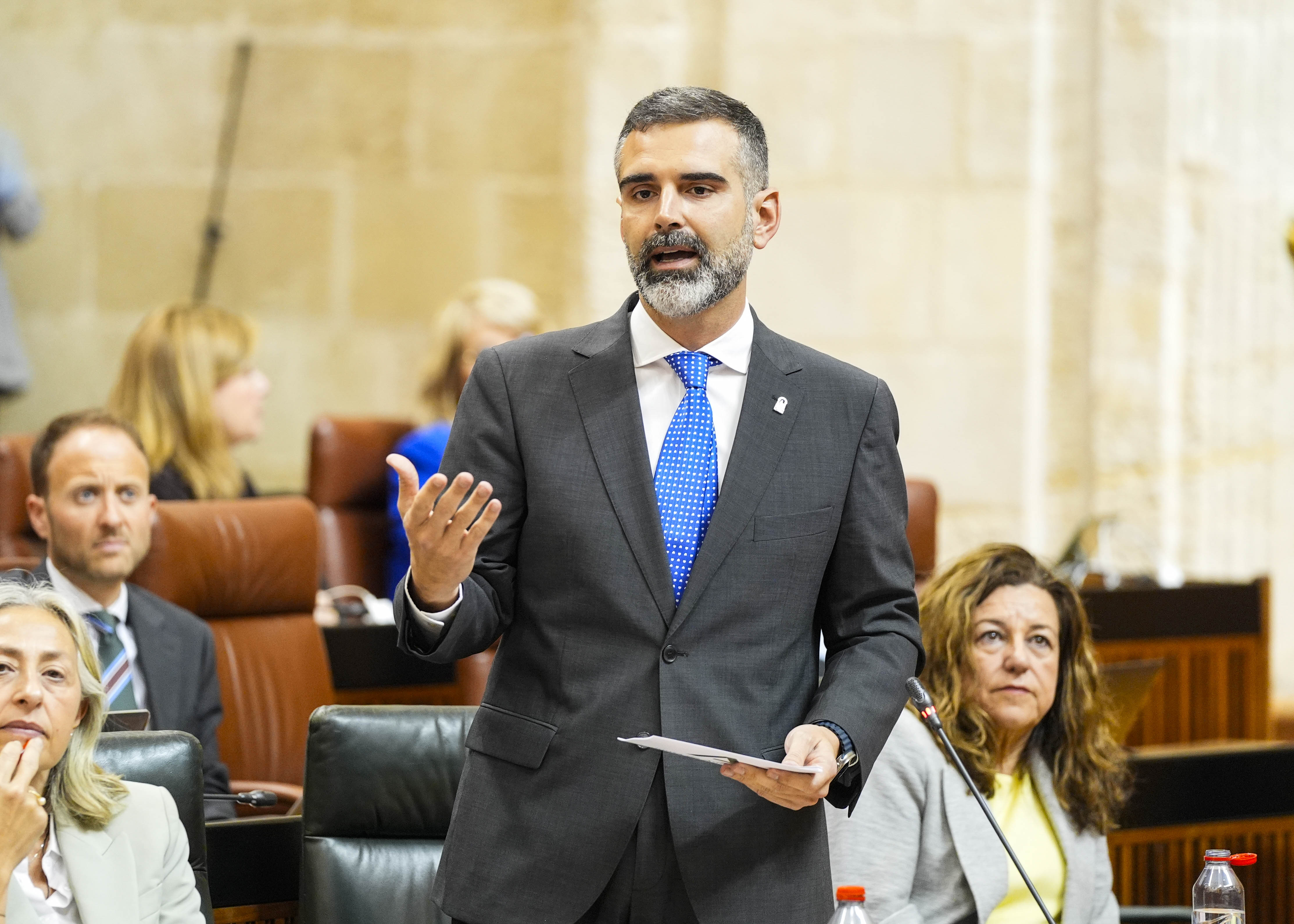 Ramn Fernndez-Pacheco, consejero de Agricultura, Pesca, Agua y Desarrollo Rural, contesta a la cuestin 