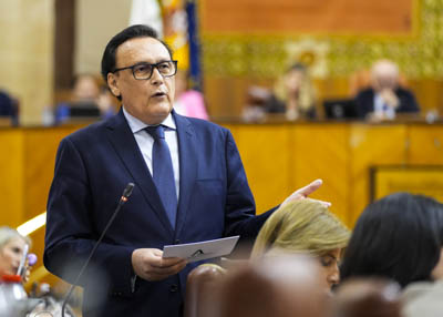 Jos Carlos Gmez Villamandos, consejero de Universidad, Investigacin e Innovacin, contesta 