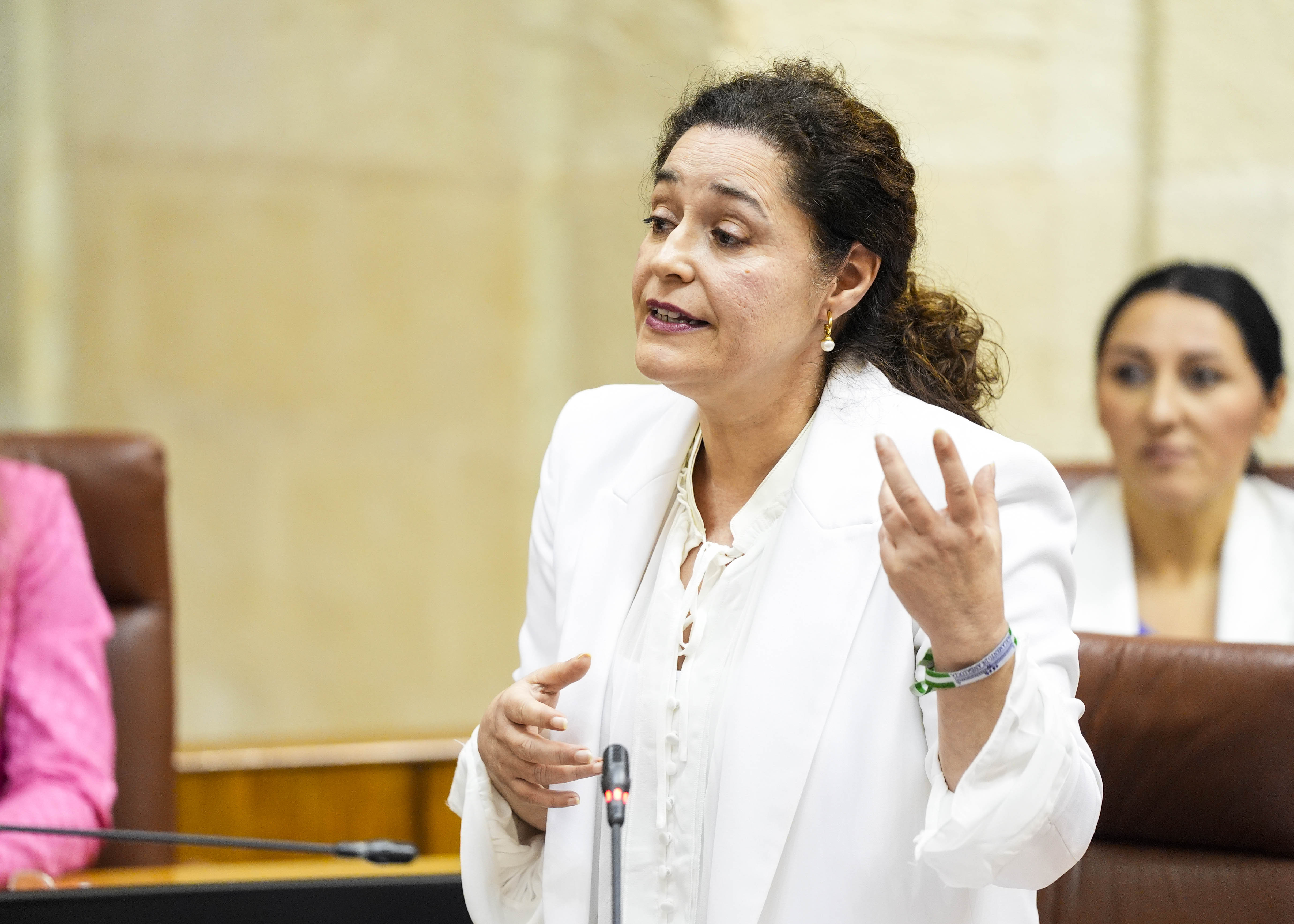 La portavoz del G.P. Por Andaluca, Inmaculada Nieto, pregunta al presidente de la Junta sobre la escucha y el dilogo en la accin del Gobierno 