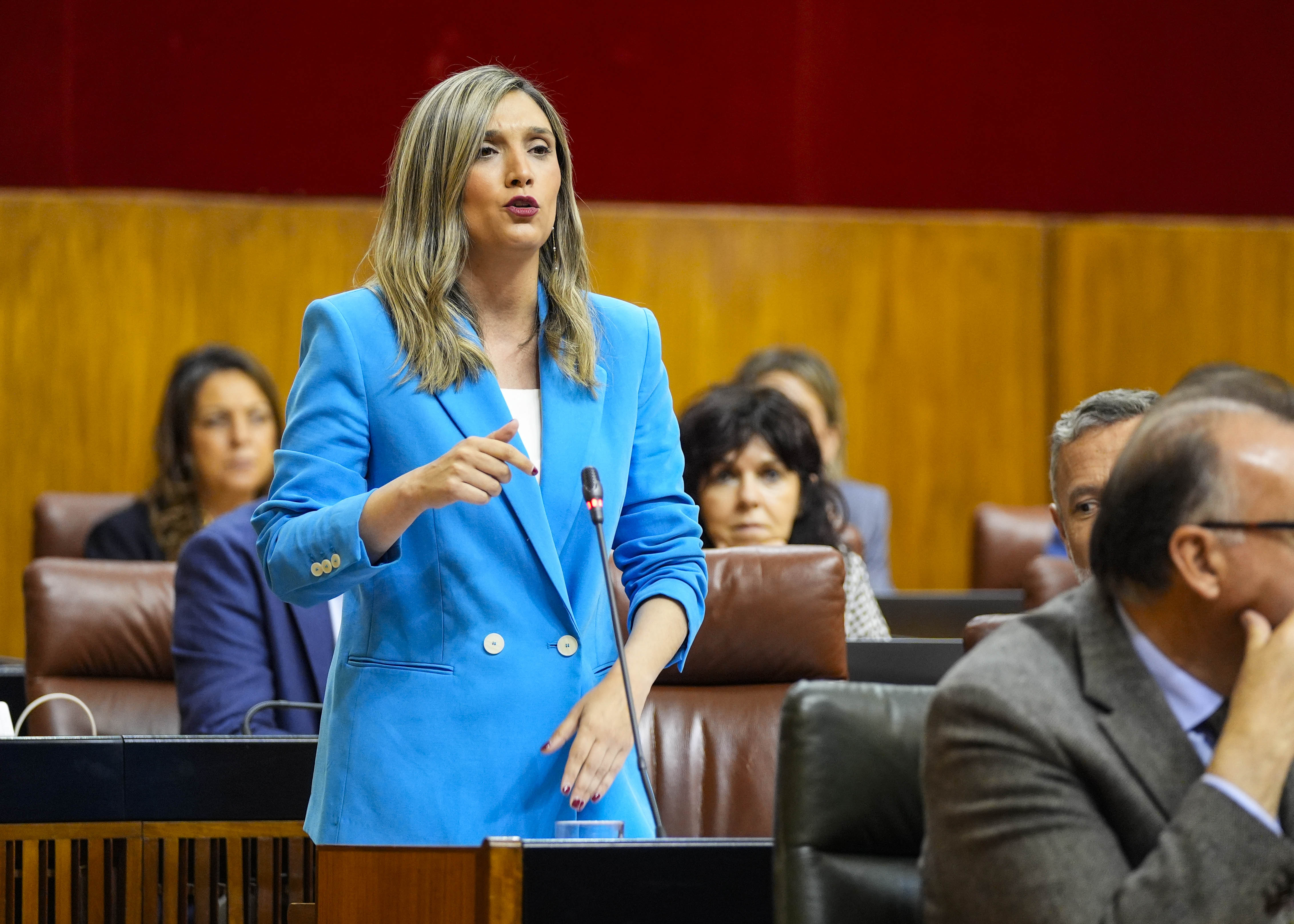La portavoz del G.P. Socialista, Mara Mrquez, pregunta al presidente de la Junta de Andaluca sobre los incumplimientos del Gobierno andaluz 