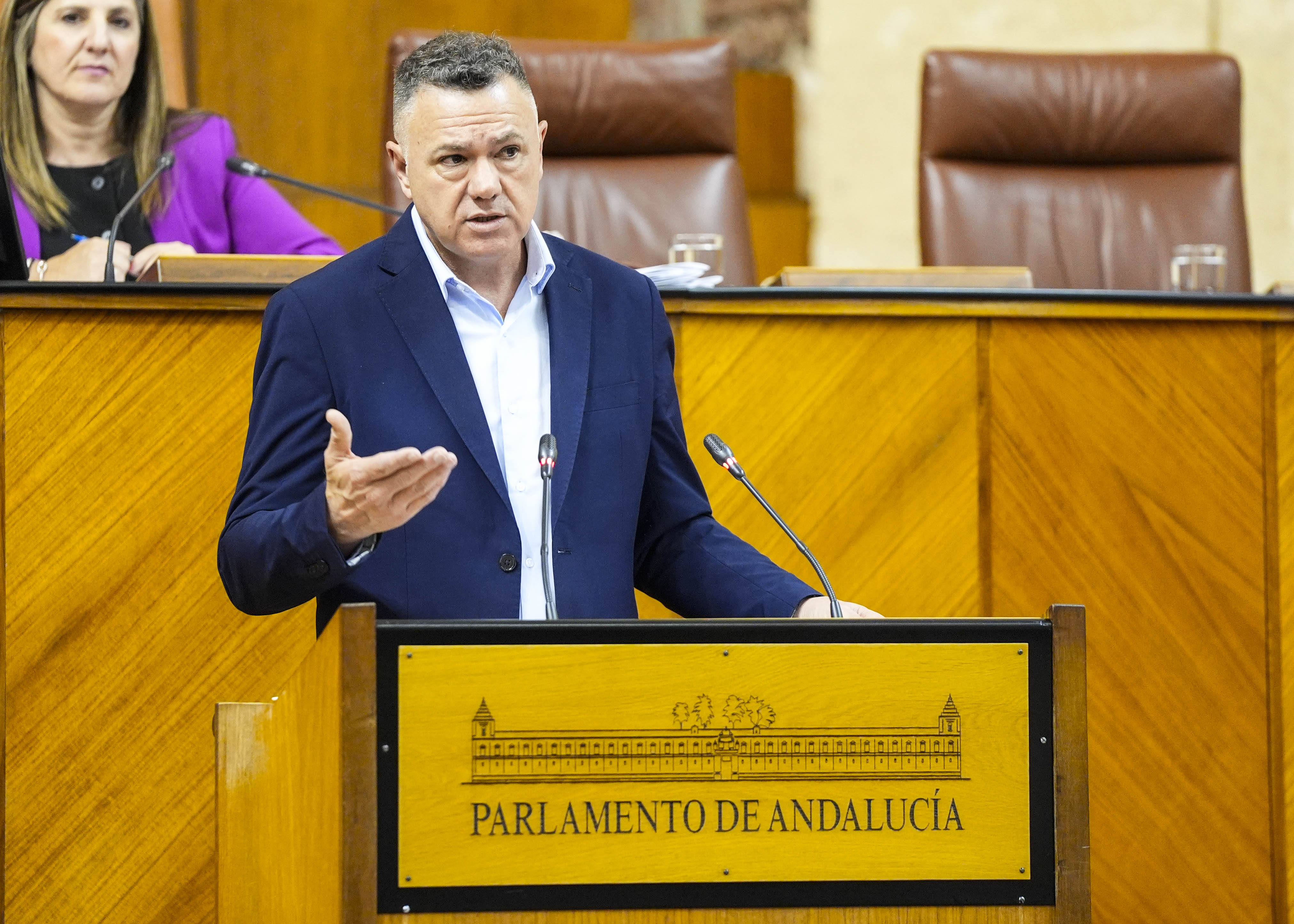  Juan Antonio Delgado, portavoz adjunto del Grupo Por Andaluca, presenta una proposicin no de ley relativa a la defensa del sector primario andaluz, la actividad econmica y la cohesin social andaluza ante la agresin comercial de EE. UU 