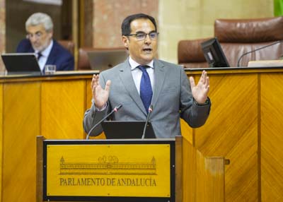 Jos Antonio Nieto, consejero de Justicia, Administracin Local y Funcin Pblica, contesta a la interpelacin   