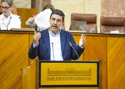 Mario Jess Jimnez, del Grupo Socialista, argumenta una PNLP relativa a reprobacin del presidente de la Cmara de Cuentas de Andaluca 
