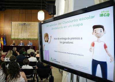 Imagen del cartel del acto durante el desarrollo de la entrega de premios 