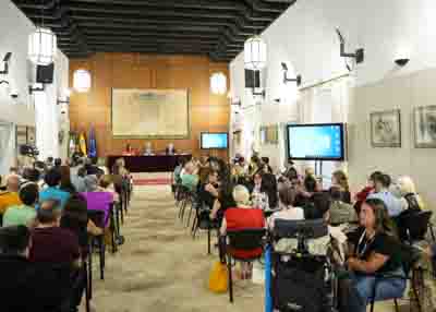 La sala Alberto Jimnez-Becerril ha acogido el acto con motivo del Da Internacional de las Personas con Sordoceguera, que se conmemora el prximo 27 de junio 