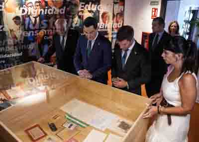 Jess Aguirre visita, junto al presidente de la Junta de Andaluca, Juan Manuel Moreno, la casa de Blas Infante convertida en museo  