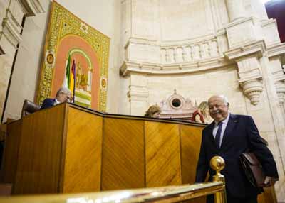 El presidente del Parlamento de Andaluca, Jess Aguirre, a su llegada al plenario 