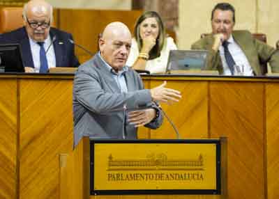 Por el Grupo Socialista, Gerardo Snchez interpela al Consejo de Gobierno con una cuestin relativa a poltica general en materia de seguridad y salud laboral 