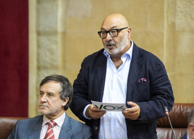 El diputado Alejandro Hernndez, del G.P. Vox en Andaluca, pregunta sobre la proteccin de la ganadera andaluza 