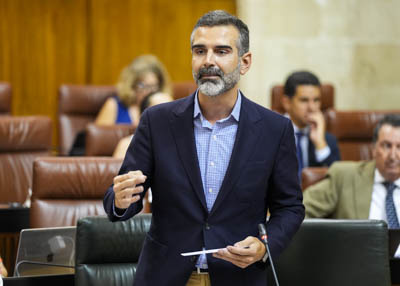 Ramn Fernndez-Pacheco, consejero de Agricultura, Pesca, Agua y Desarrollo Rural, responde 