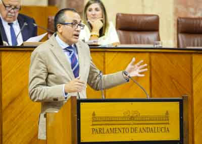 El diputado Manuel Santiago Bonilla, del Grupo Popular, presenta una proposicin no de ley relativa a reclamaciones prioritarias para la movilidad en Andaluca  