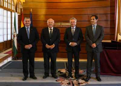  El presidente del Parlamento de Andaluca, los consejeros de la Presidencia y de Justicia, y el director de la OAAF 
