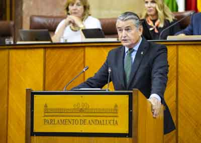 Antonio Sanz, consejero de la Presidencia, informa, a peticin propia, sobre la gestin de la Junta de Andaluca en los principales incendios ocurridos en Andaluca durante este verano  