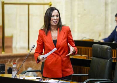 Responde la consejera de Fomento, Articulacin del Territorio y Vivienda, Roco Daz 