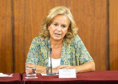 Mara Luisa del Moral, viceconsejera de Salud y Consumo, pronuncia unas palabras 
