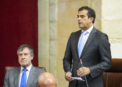  Antonio Sevilla, del Grupo Vox en Andaluc�a, pregunta sobre la emergencia habitacional